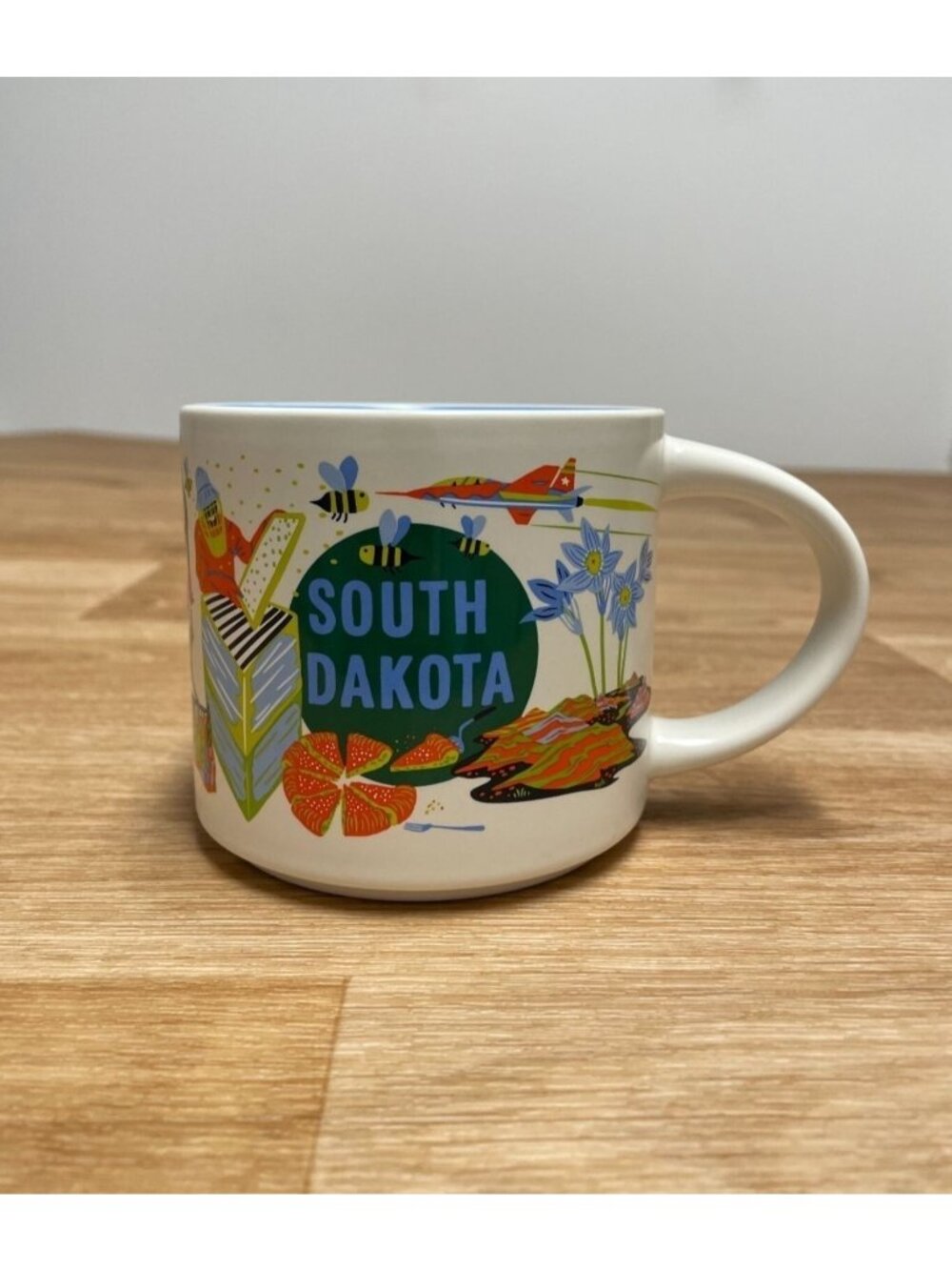 STARBUCKS DISCOVERY SERIES COFFEE MUG SOUTH DAKOTA FULL SIZE 14 OZ NEW IN BOX